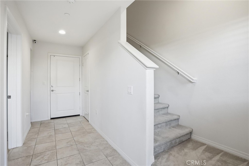 811 N Dalton Ave 105