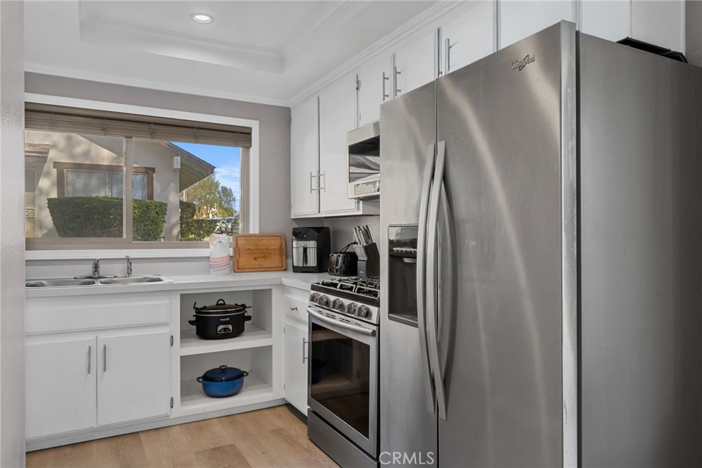 5523 Pioneer Boulevard