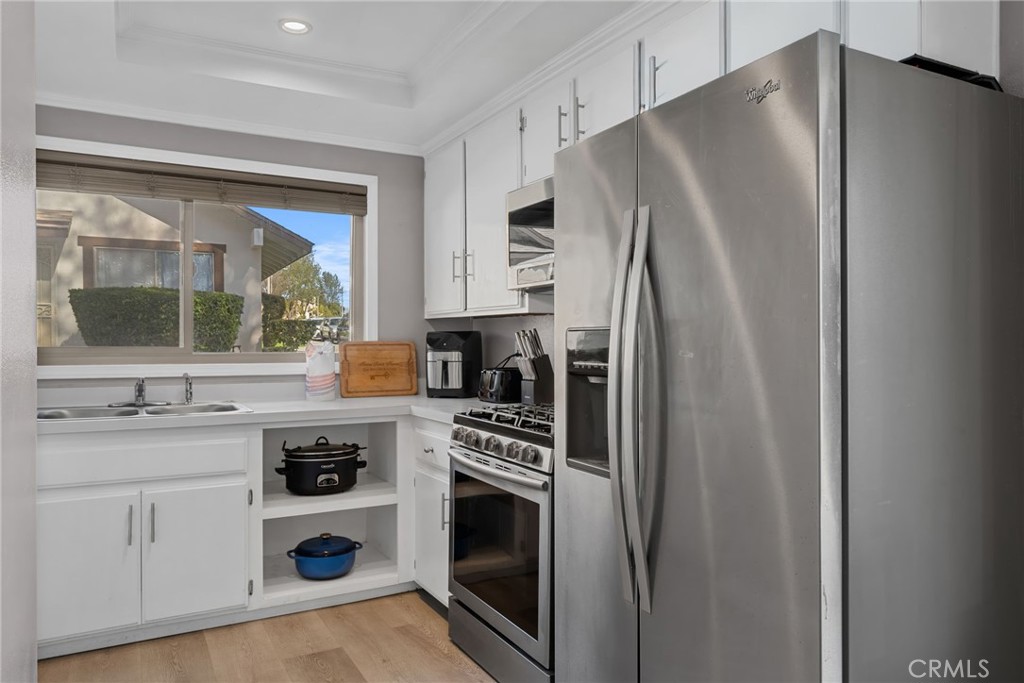 5523 Pioneer Boulevard