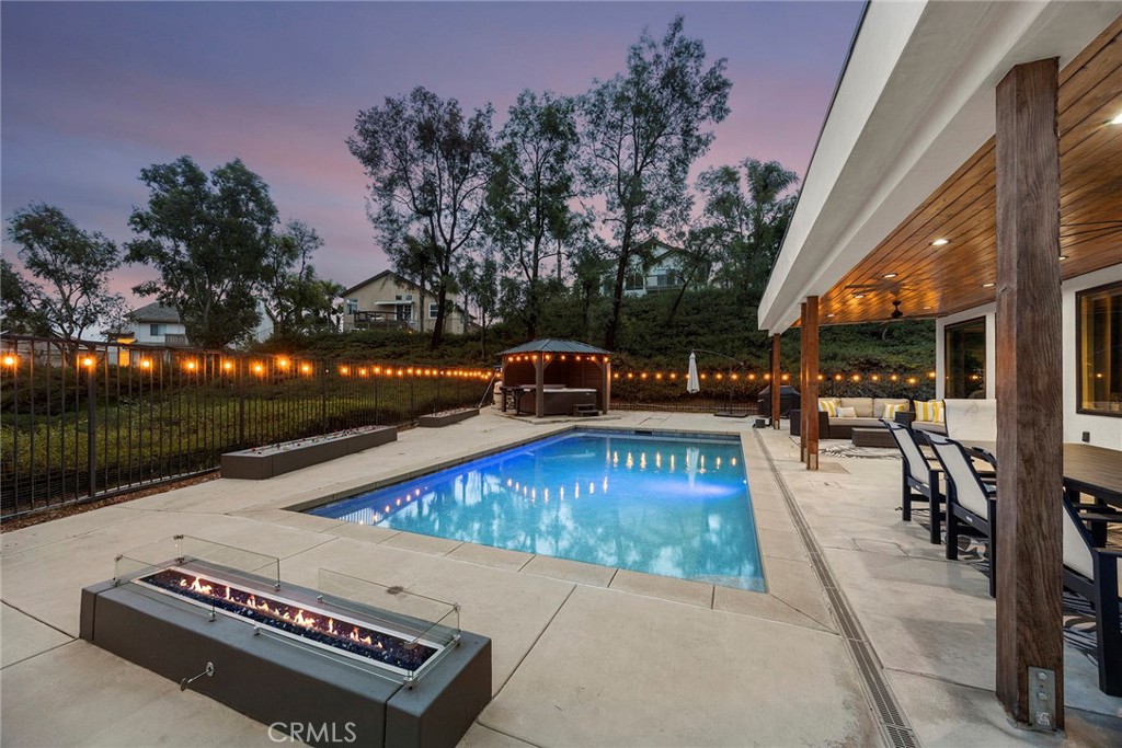 3000 S Sawgrass Court