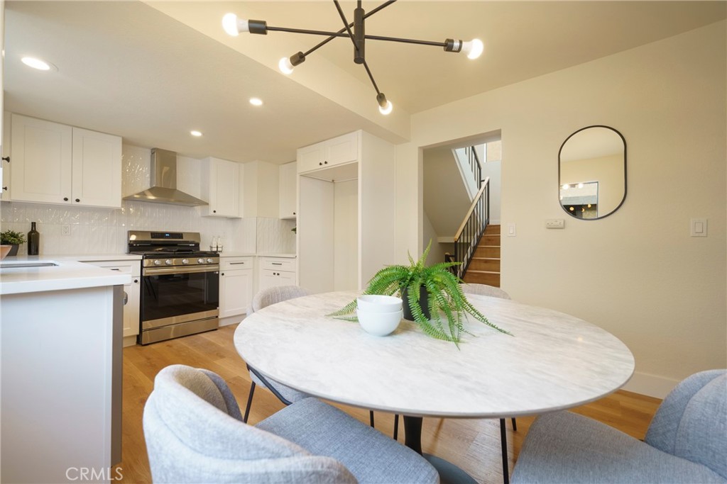 14927 Condon Avenue 4