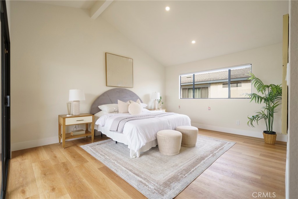 14927 Condon Avenue 4