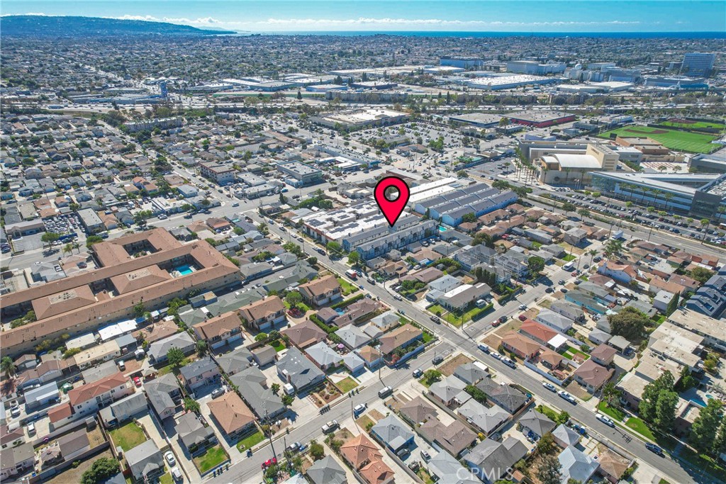 14927 Condon Avenue 4