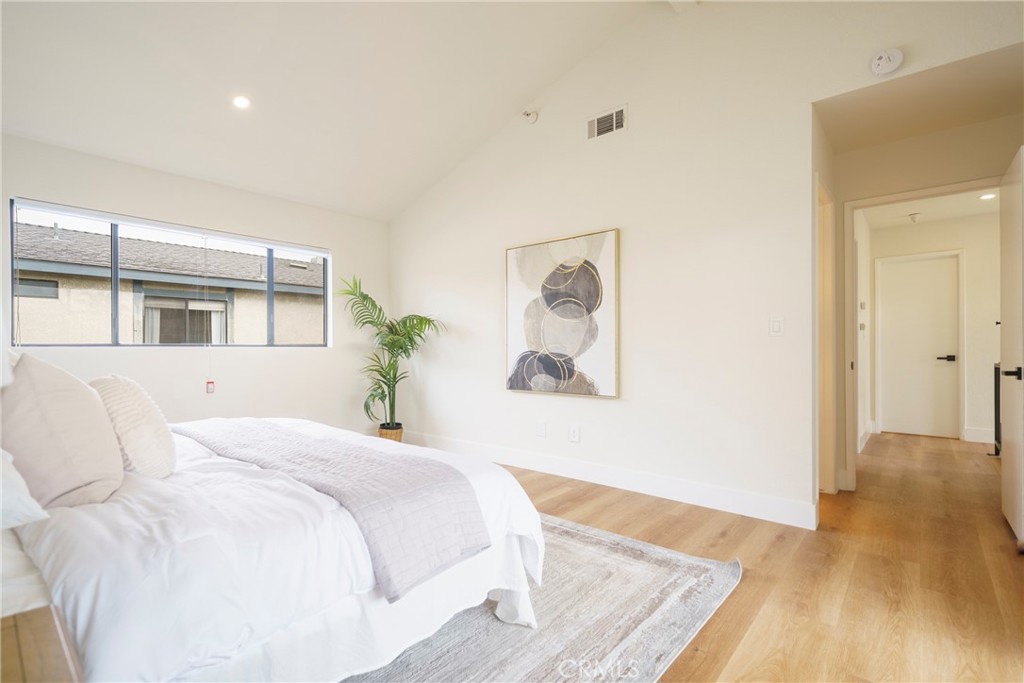 14927 Condon Avenue 4