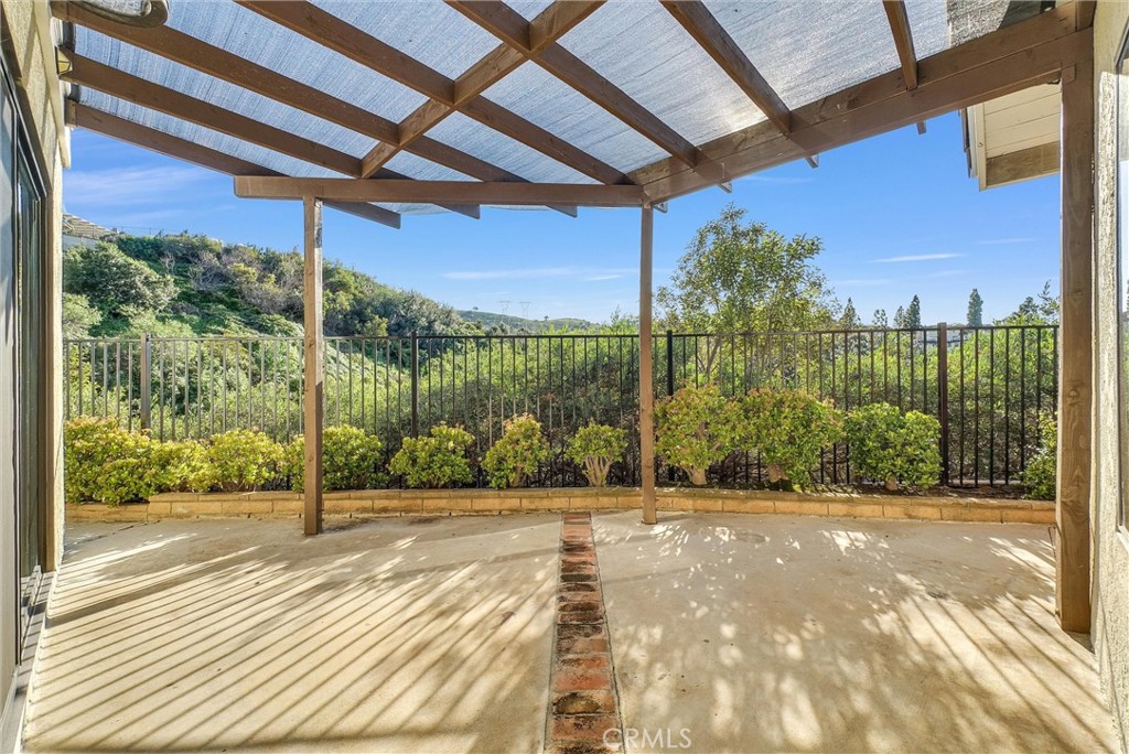 611 S Pathfinder Trail