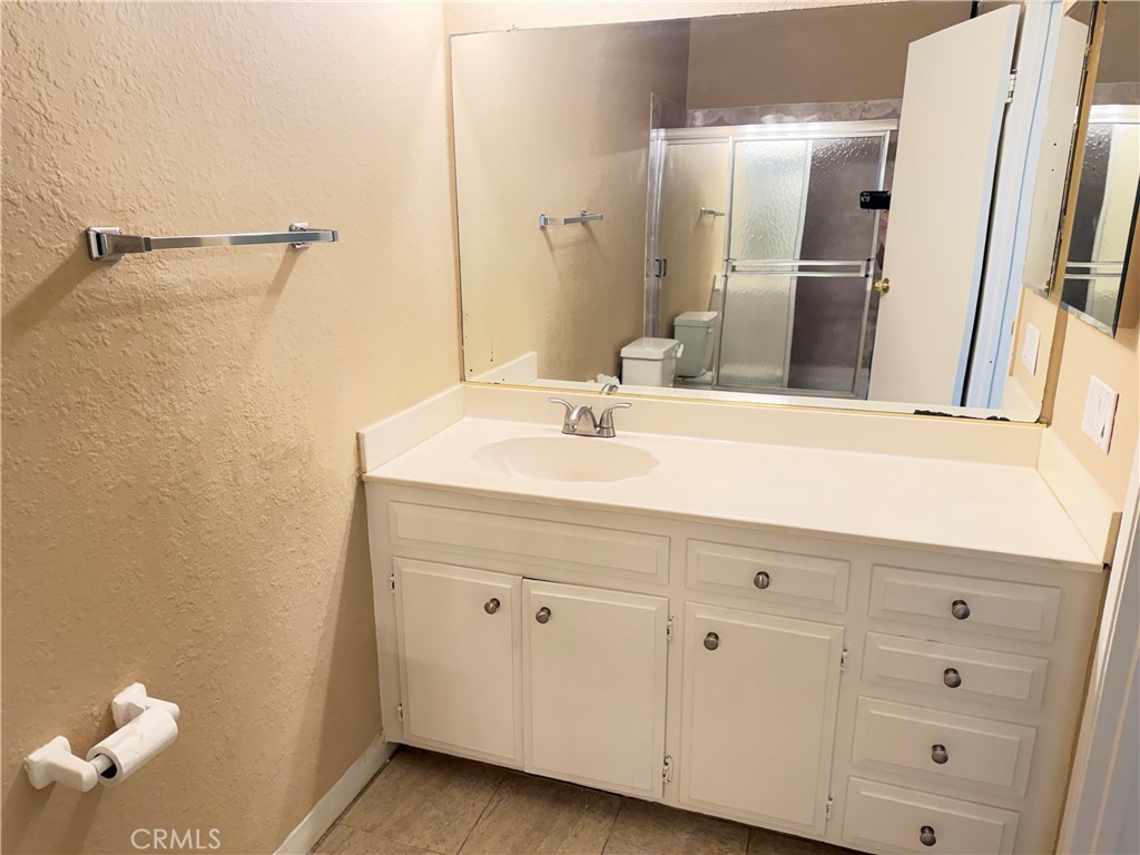 420 E Blueridge Avenue