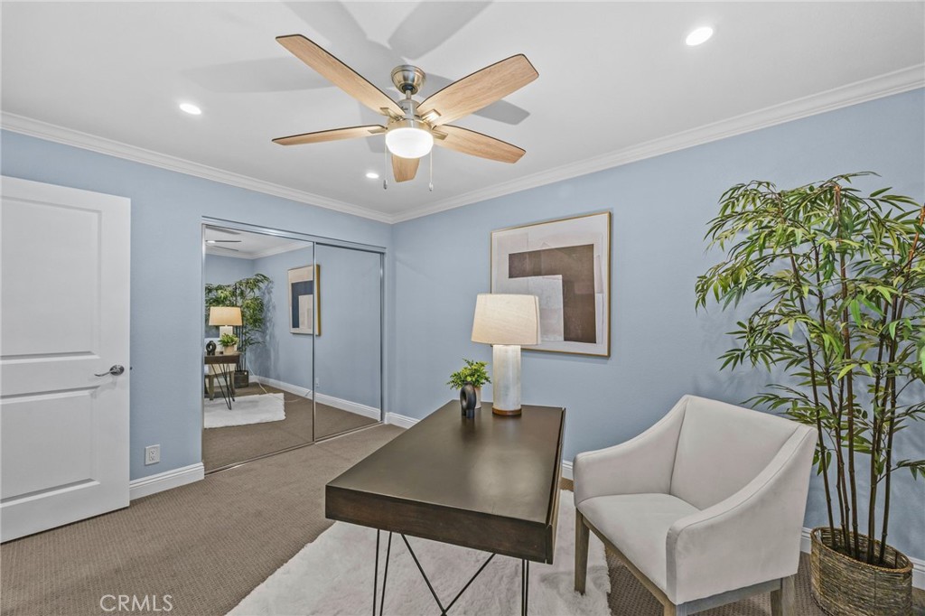 2504 E Willow Street 101