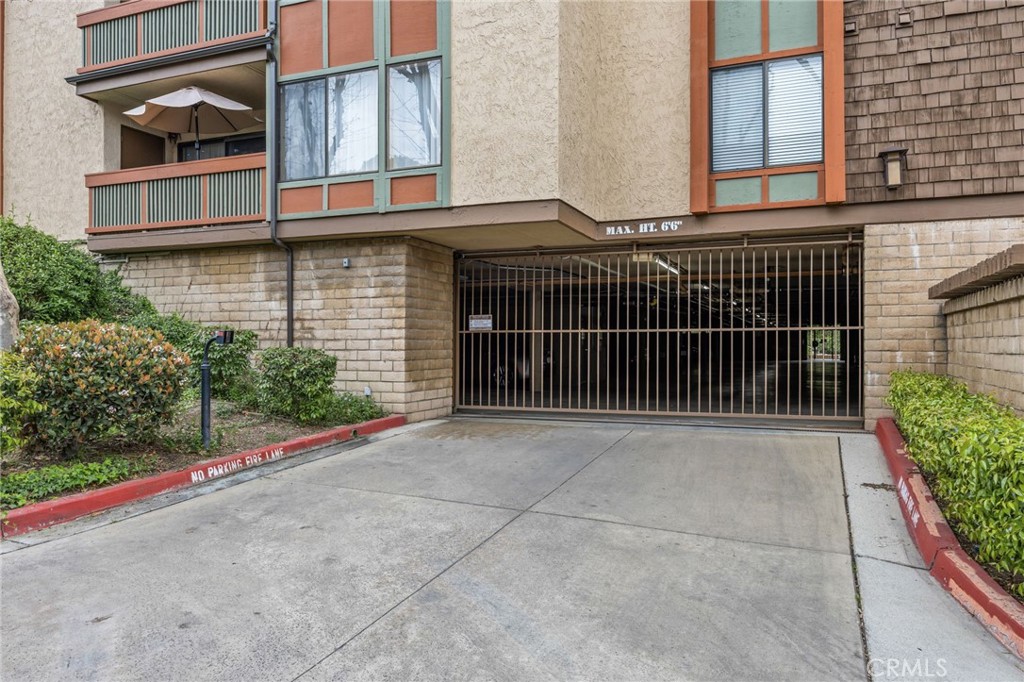 2504 E Willow Street 101