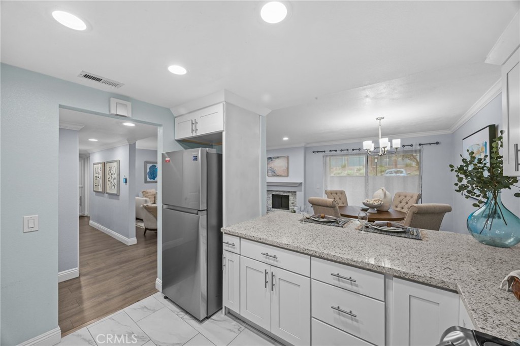 2504 E Willow Street 101