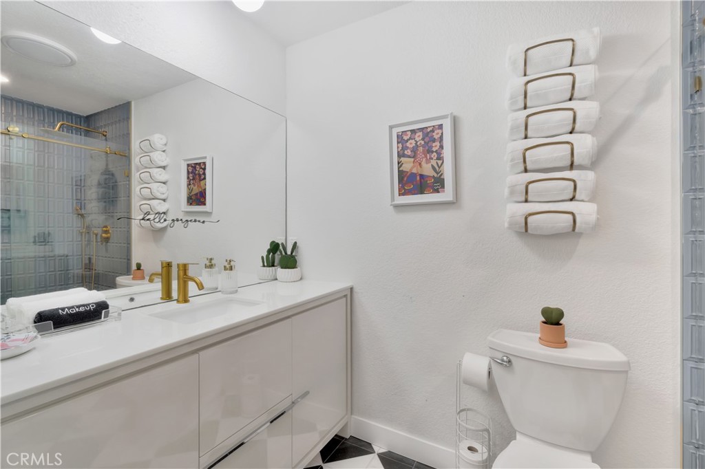2280 Acacia W