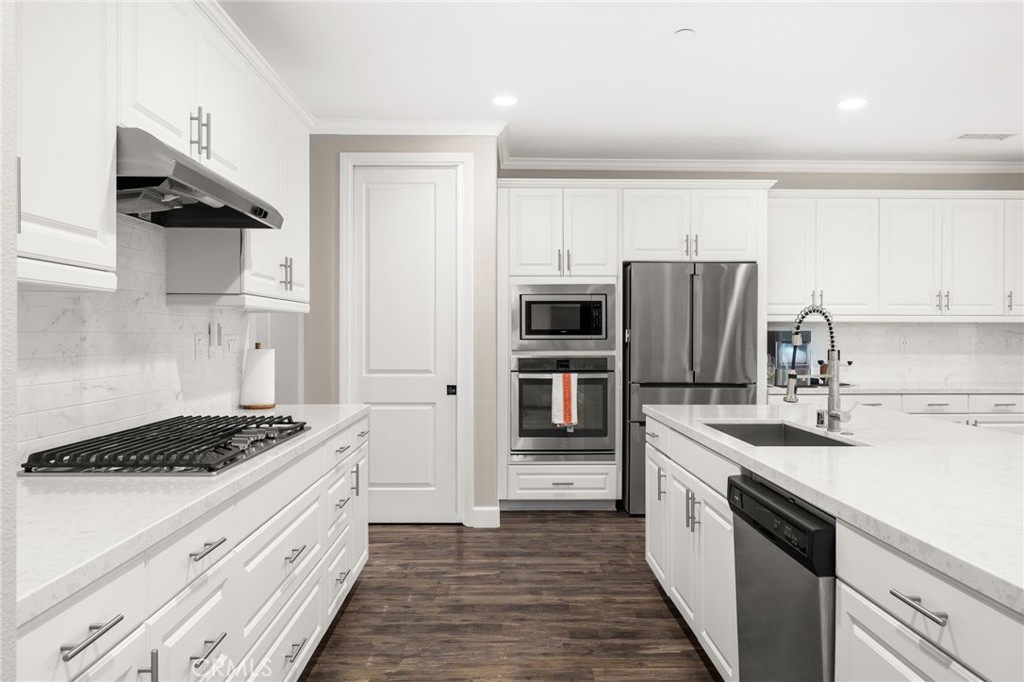 16366 Cameo Court