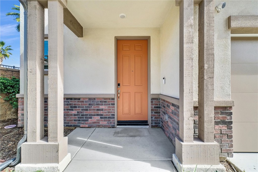 683 E Joseph Privado