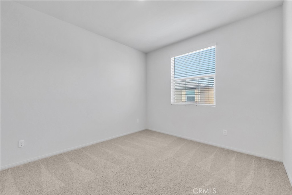 683 E Joseph Privado