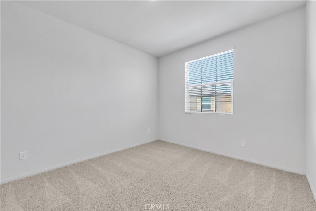 683 E Joseph Privado