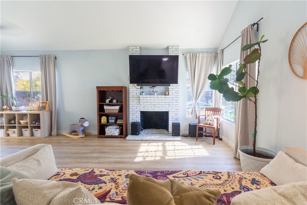 3432 Harrison Avenue