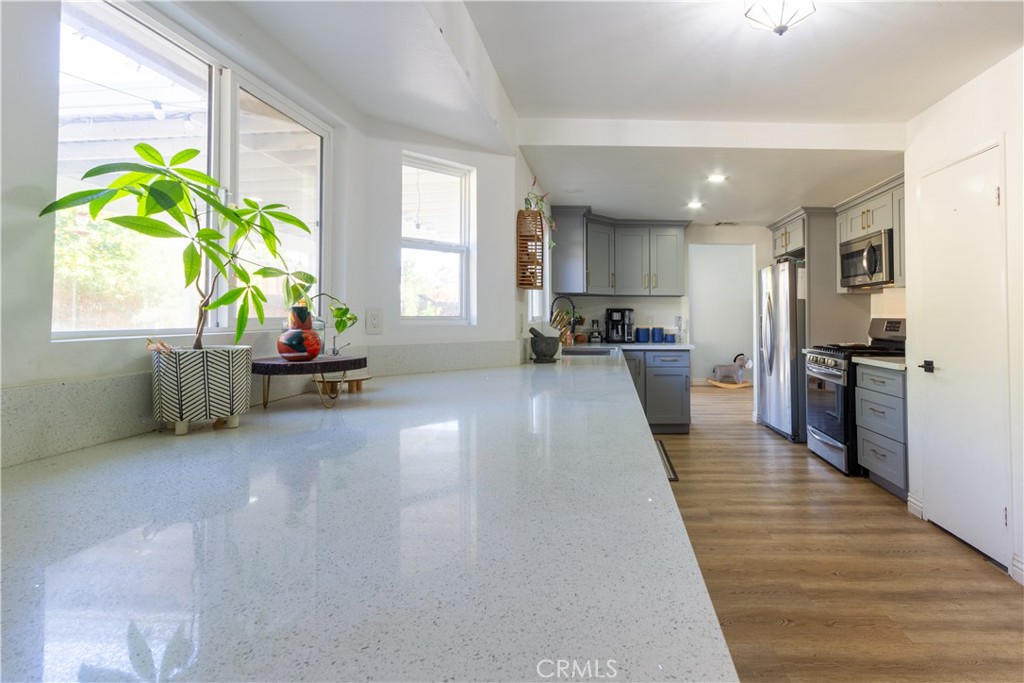 3432 Harrison Avenue