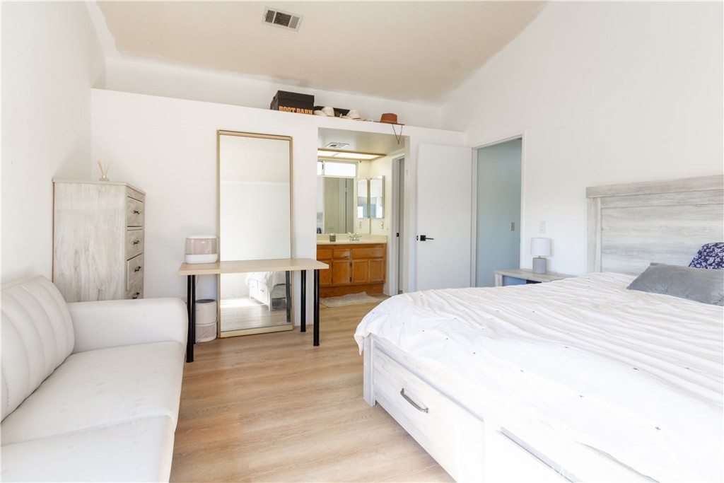 3432 Harrison Avenue