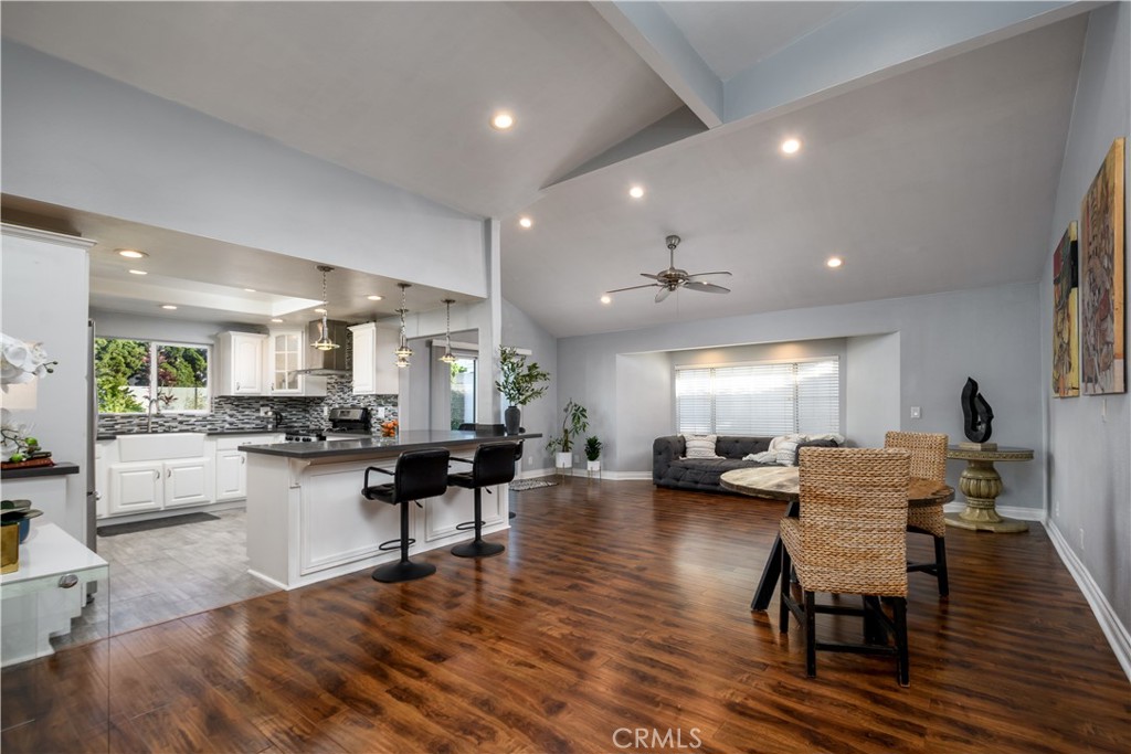 1126 Naples