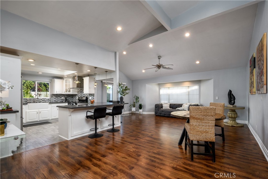1126 Naples