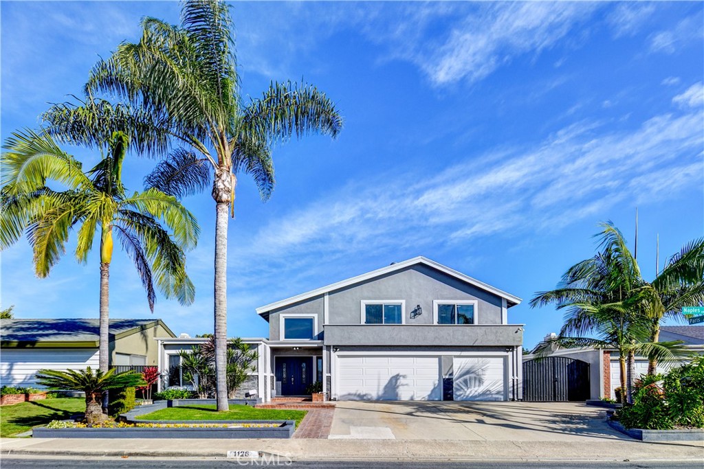 1126 Naples