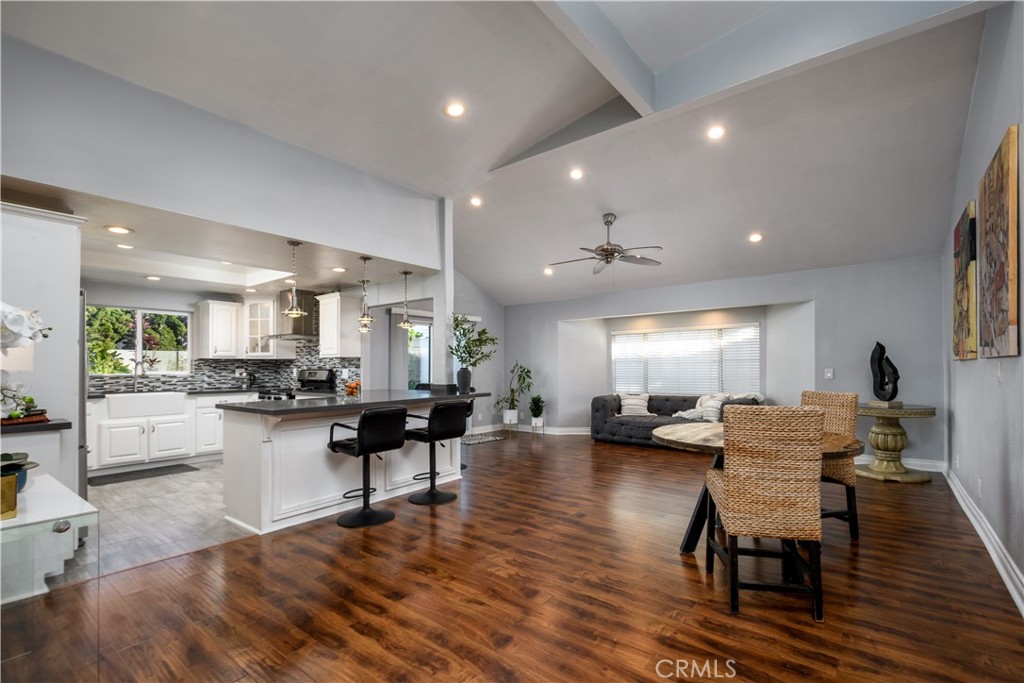 1126 Naples