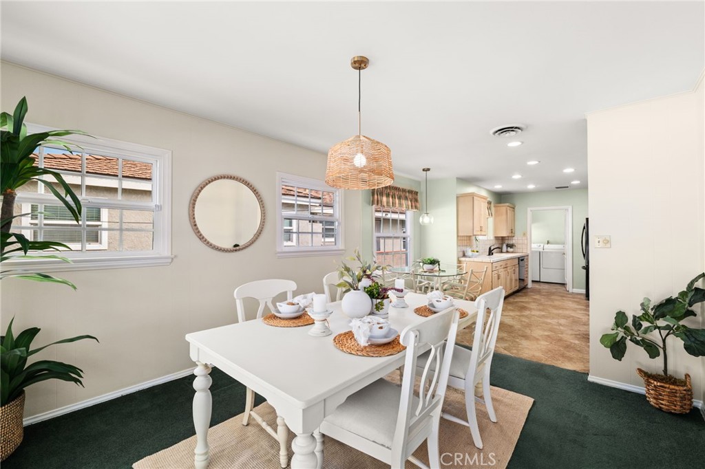 1115 N Richman Avenue