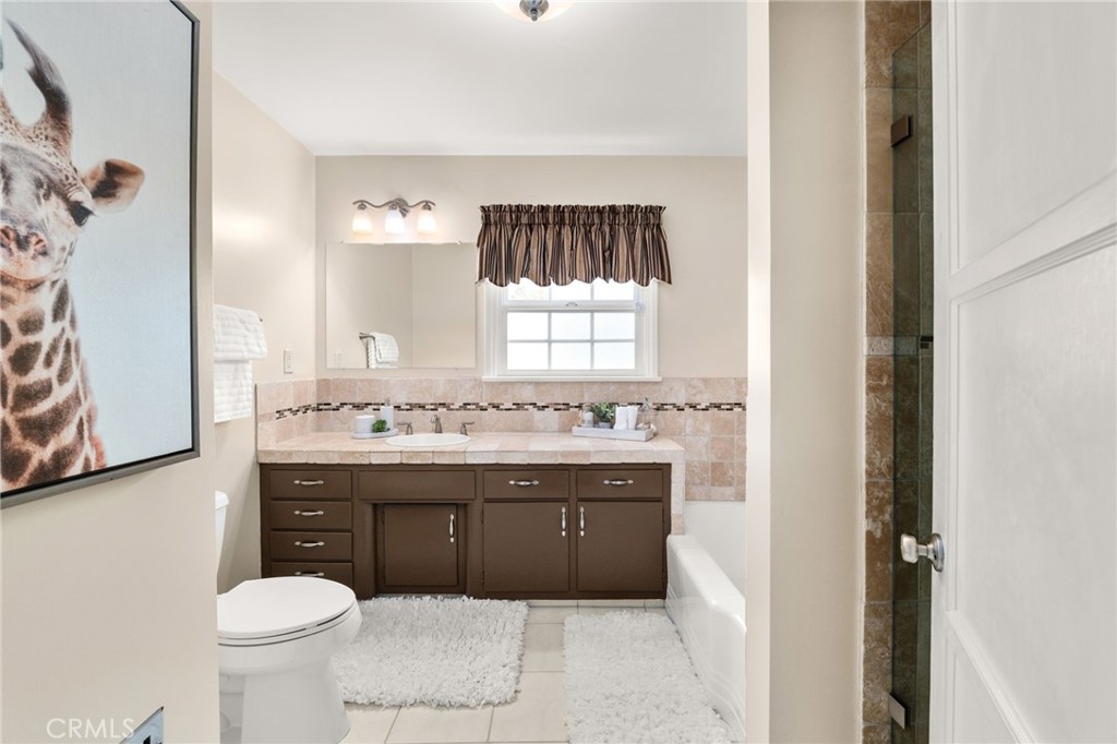 1115 N Richman Avenue