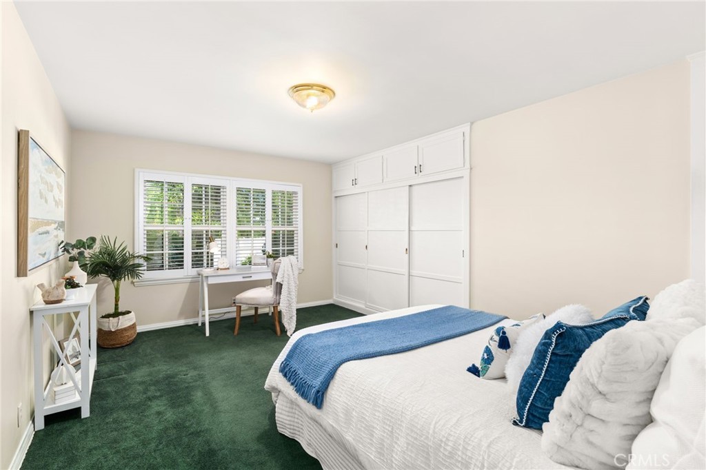 1115 N Richman Avenue