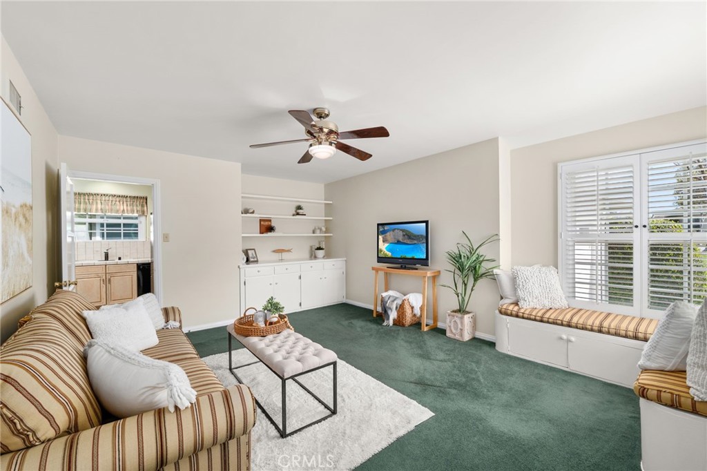 1115 N Richman Avenue