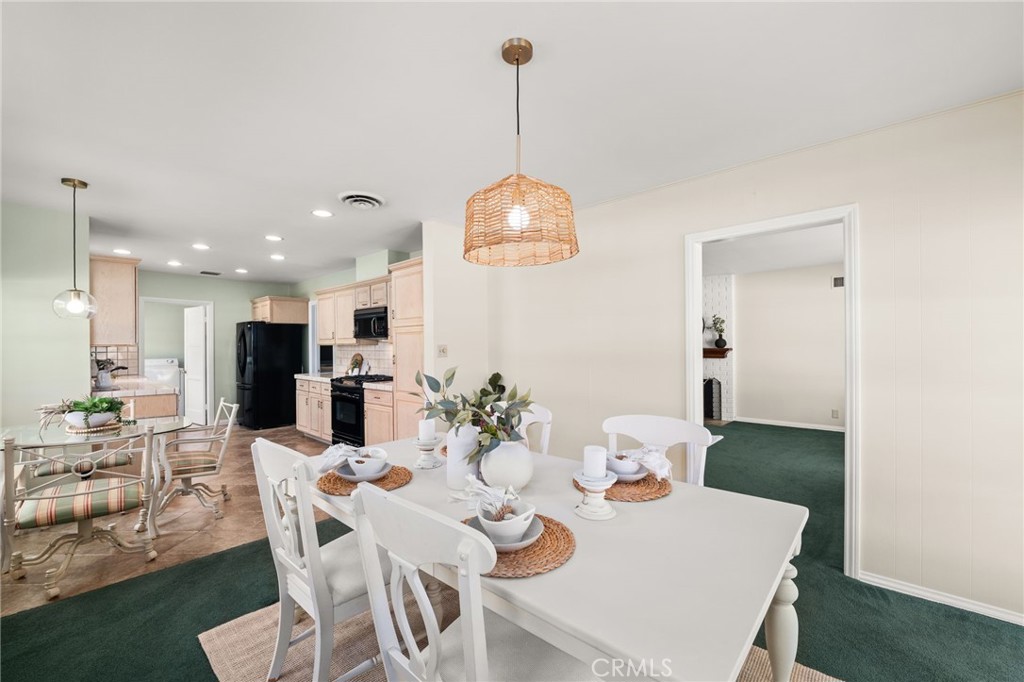 1115 N Richman Avenue