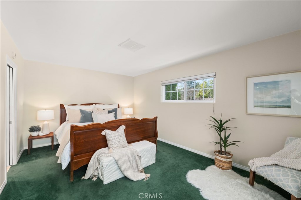 1115 N Richman Avenue