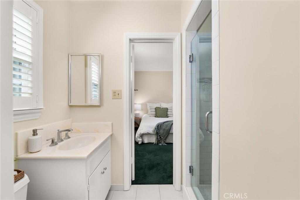 1115 N Richman Avenue