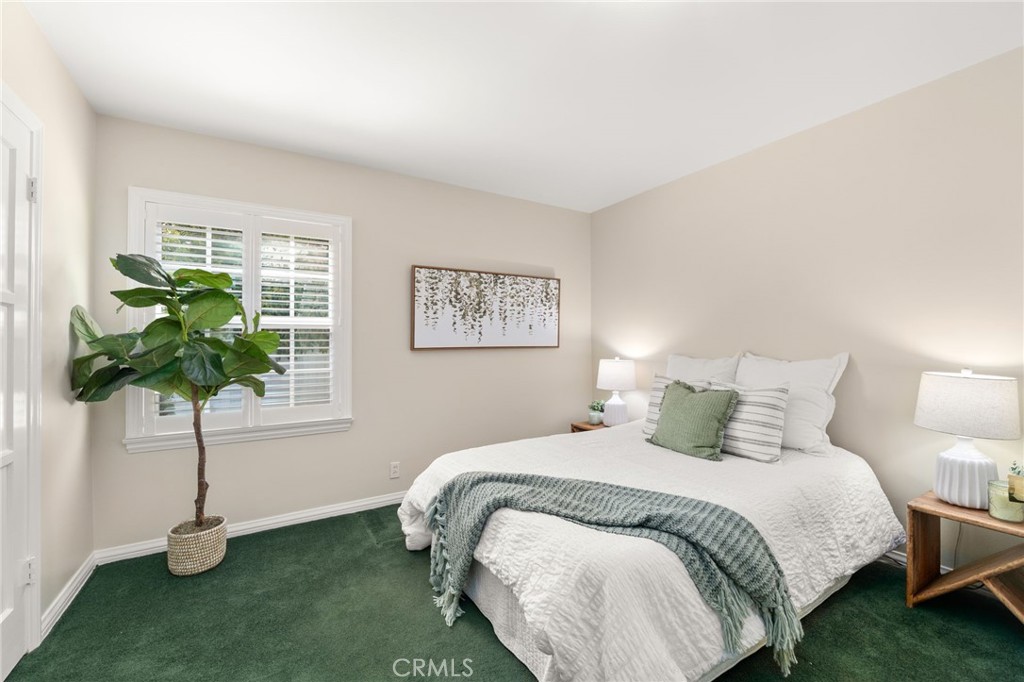 1115 N Richman Avenue