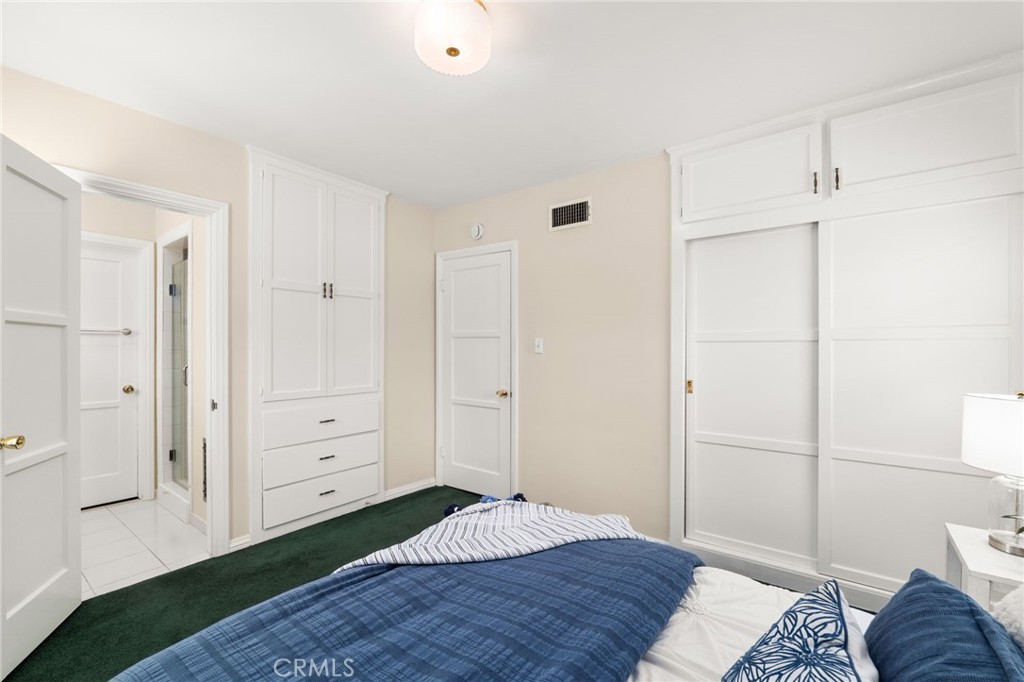 1115 N Richman Avenue