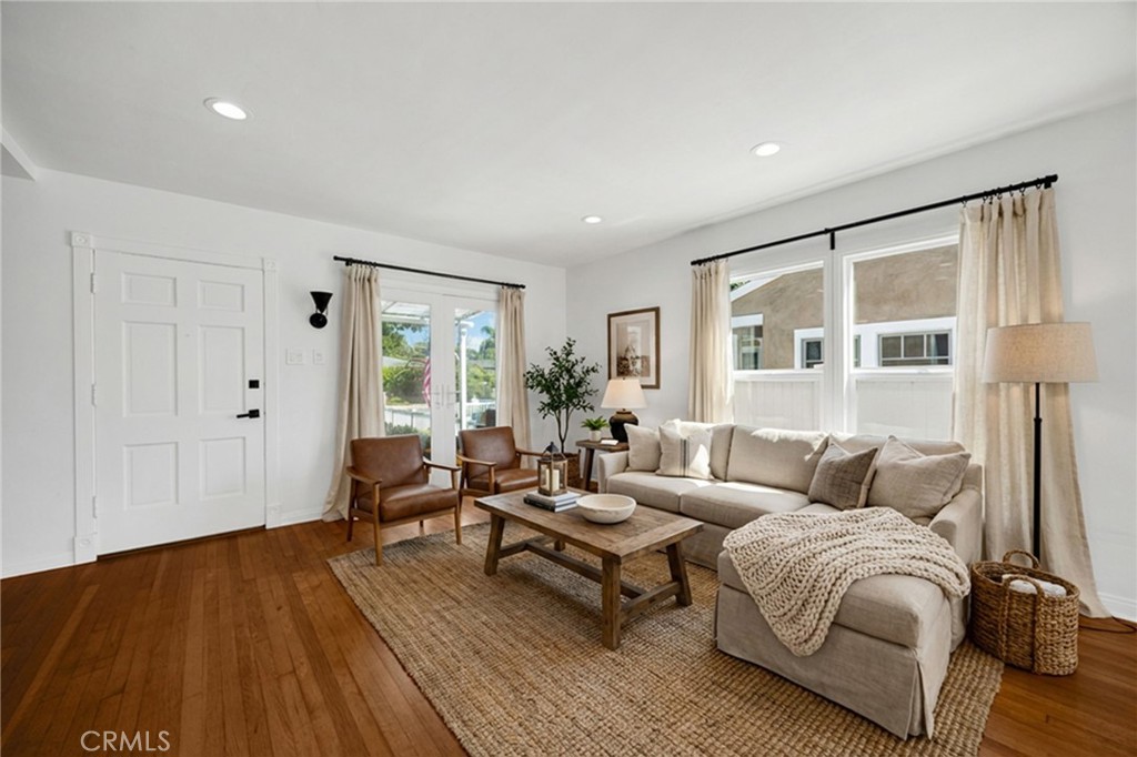 329 E 19th