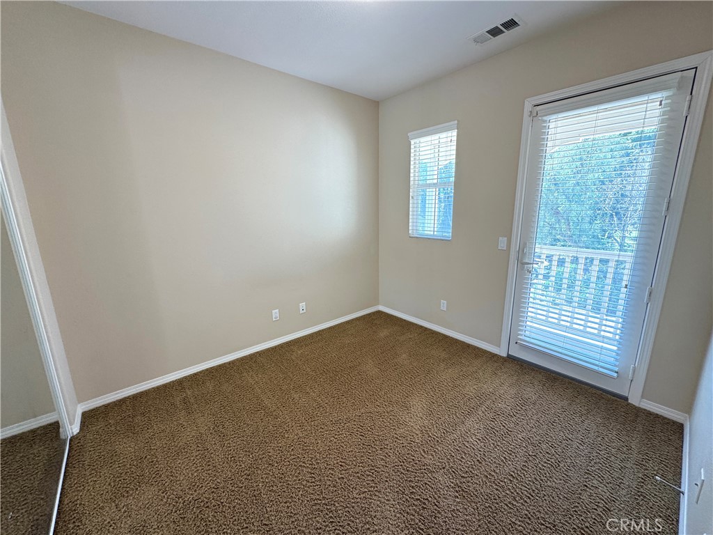 3195 N Sunrise Court