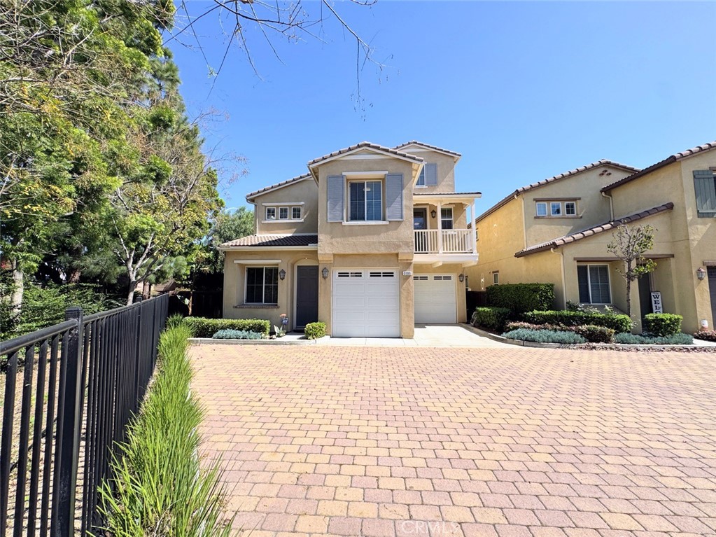 3195 N Sunrise Court