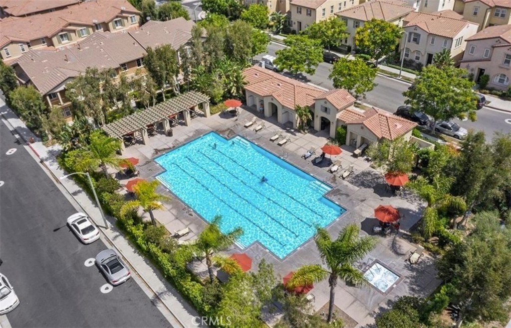 3195 N Sunrise Court