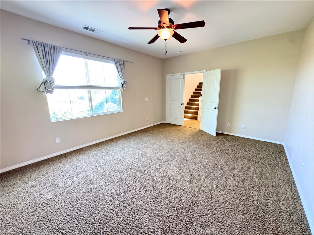 3195 N Sunrise Court