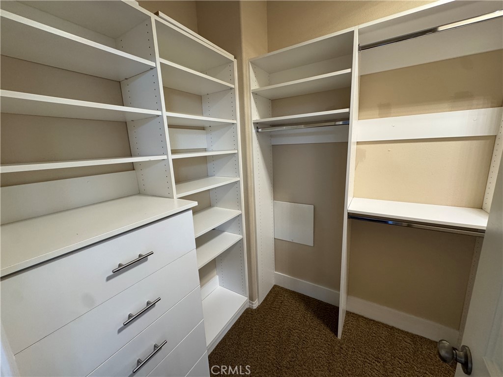 3195 N Sunrise Court