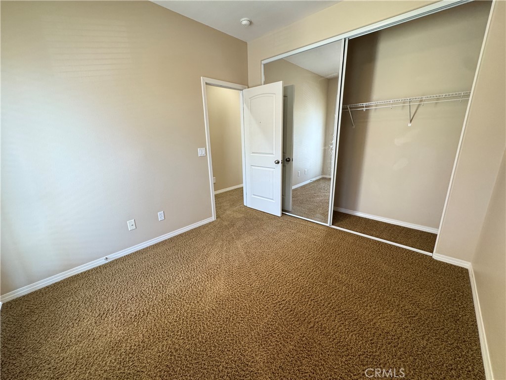 3195 N Sunrise Court