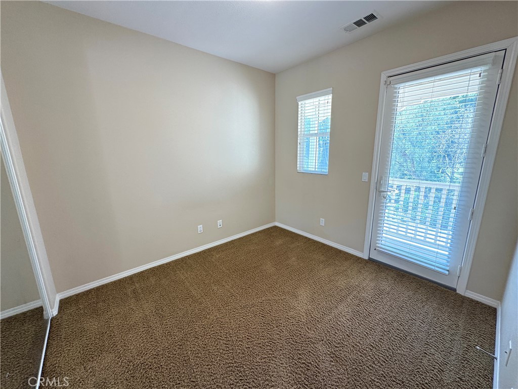 3195 N Sunrise Court