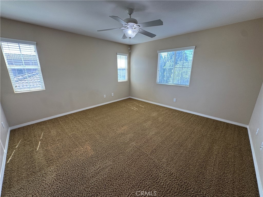 3195 N Sunrise Court