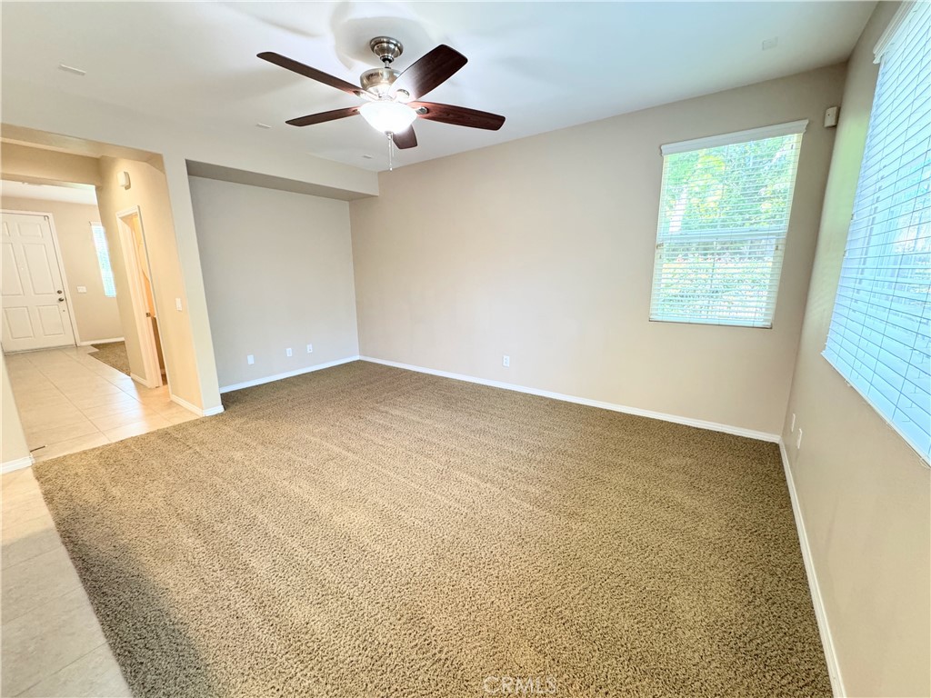 3195 N Sunrise Court