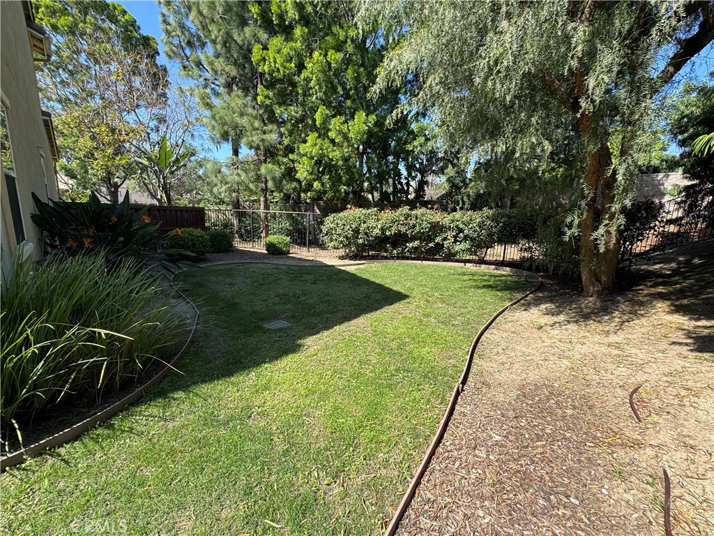 3195 N Sunrise Court