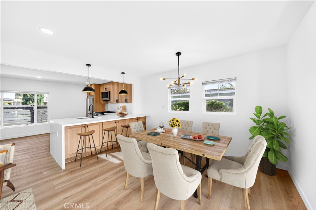 15011 La Mesa