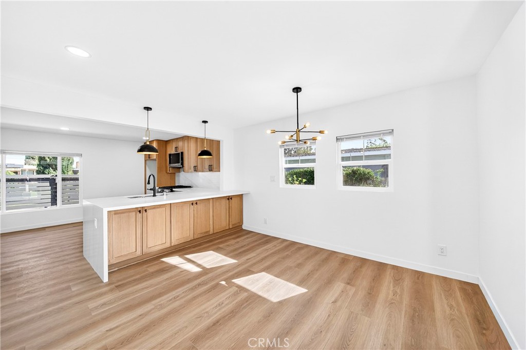 15011 La Mesa
