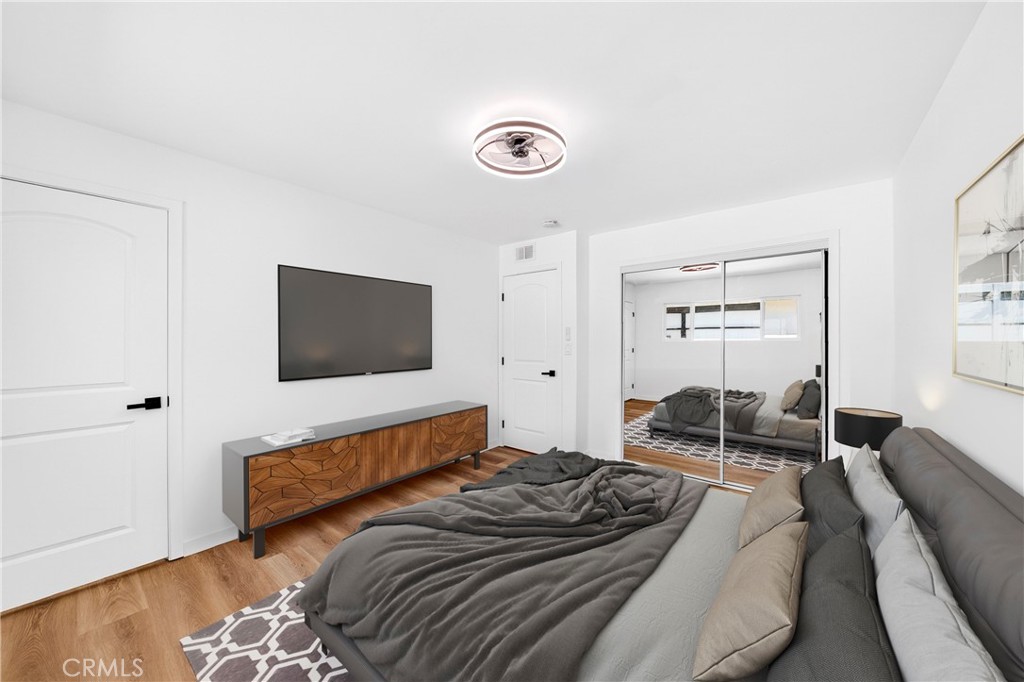15011 La Mesa