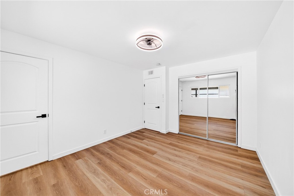 15011 La Mesa