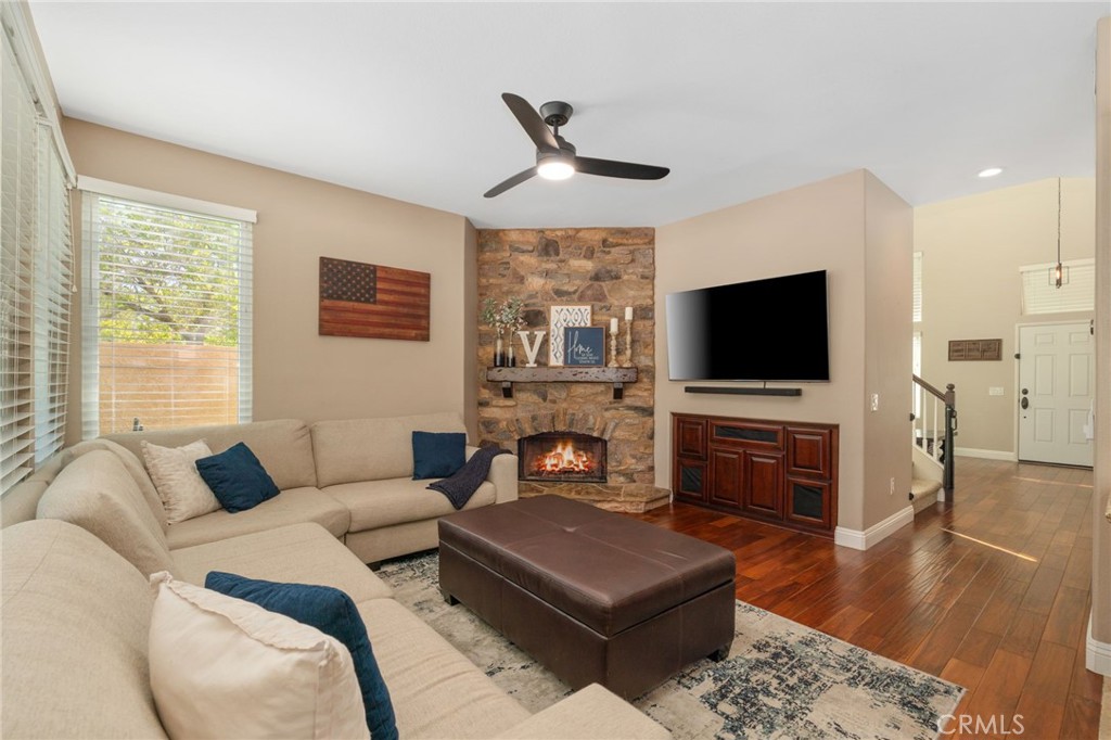729 La Docena Lane
